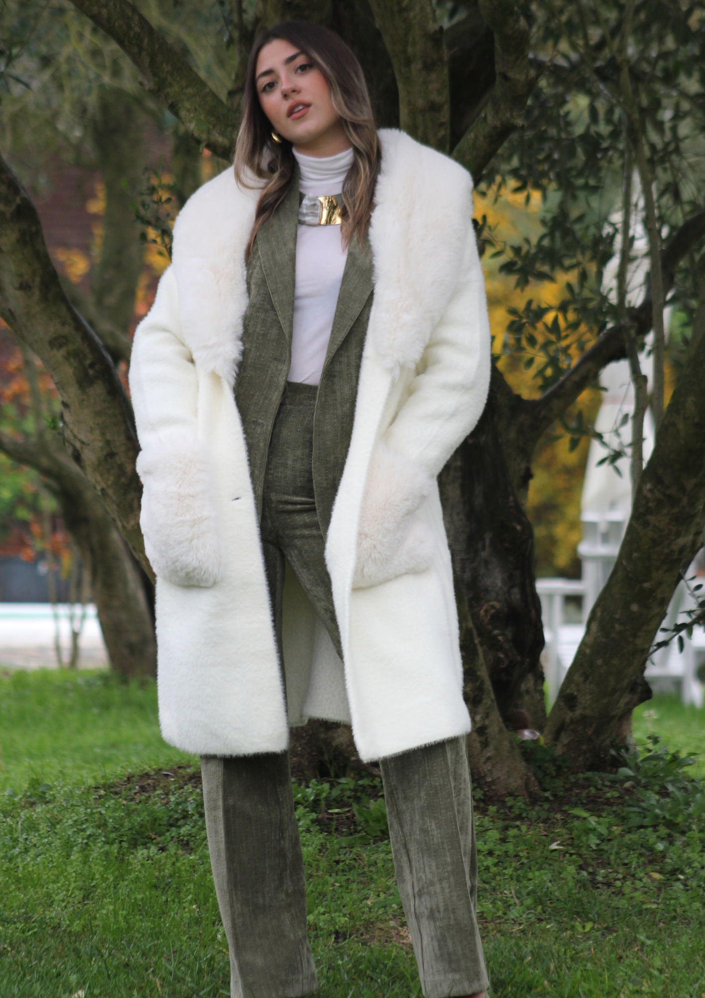 Cappotto maglia panna con pelliccia