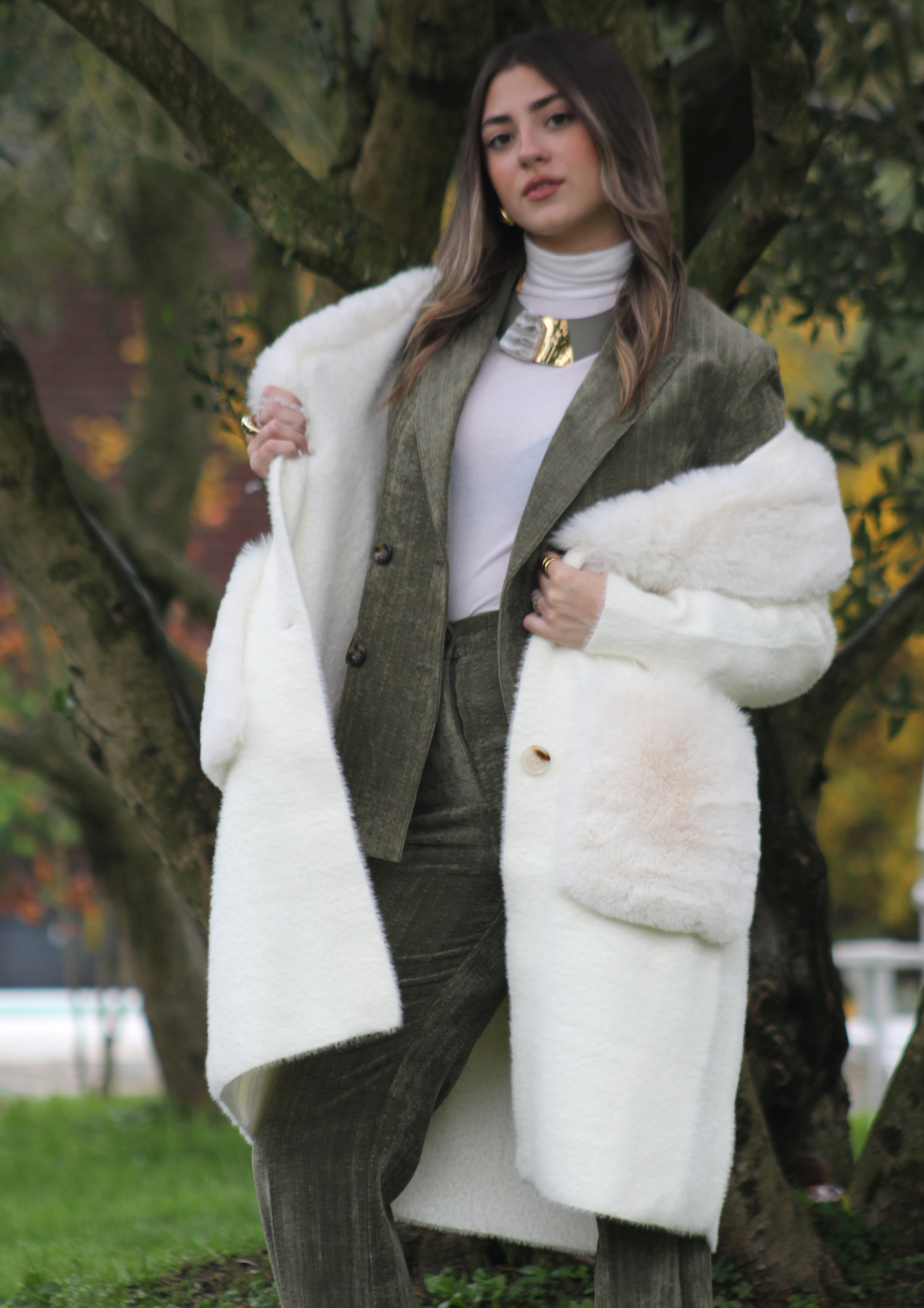 Cappotto maglia panna con pelliccia