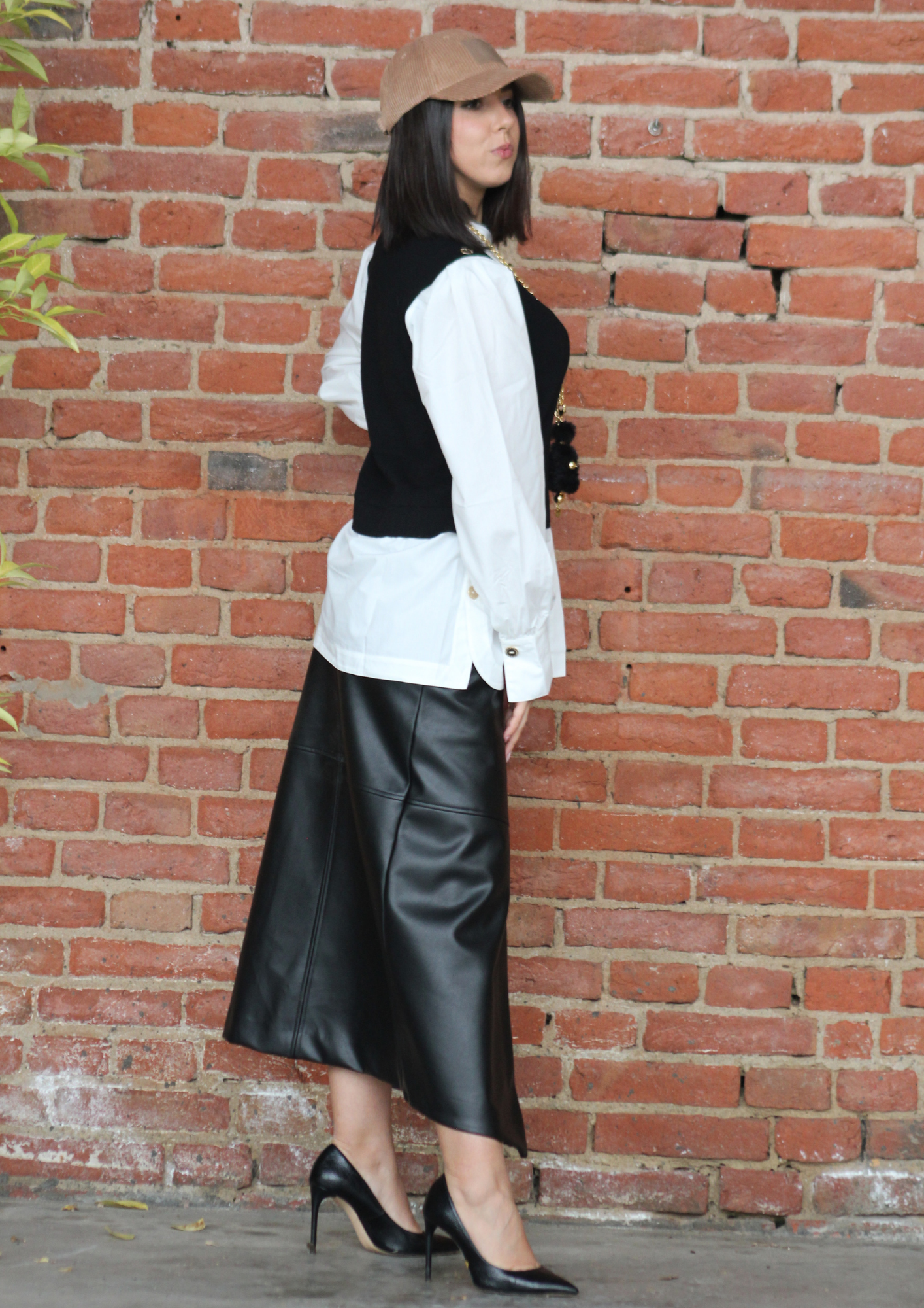 Gonna lunga ecopelle con spacco nera