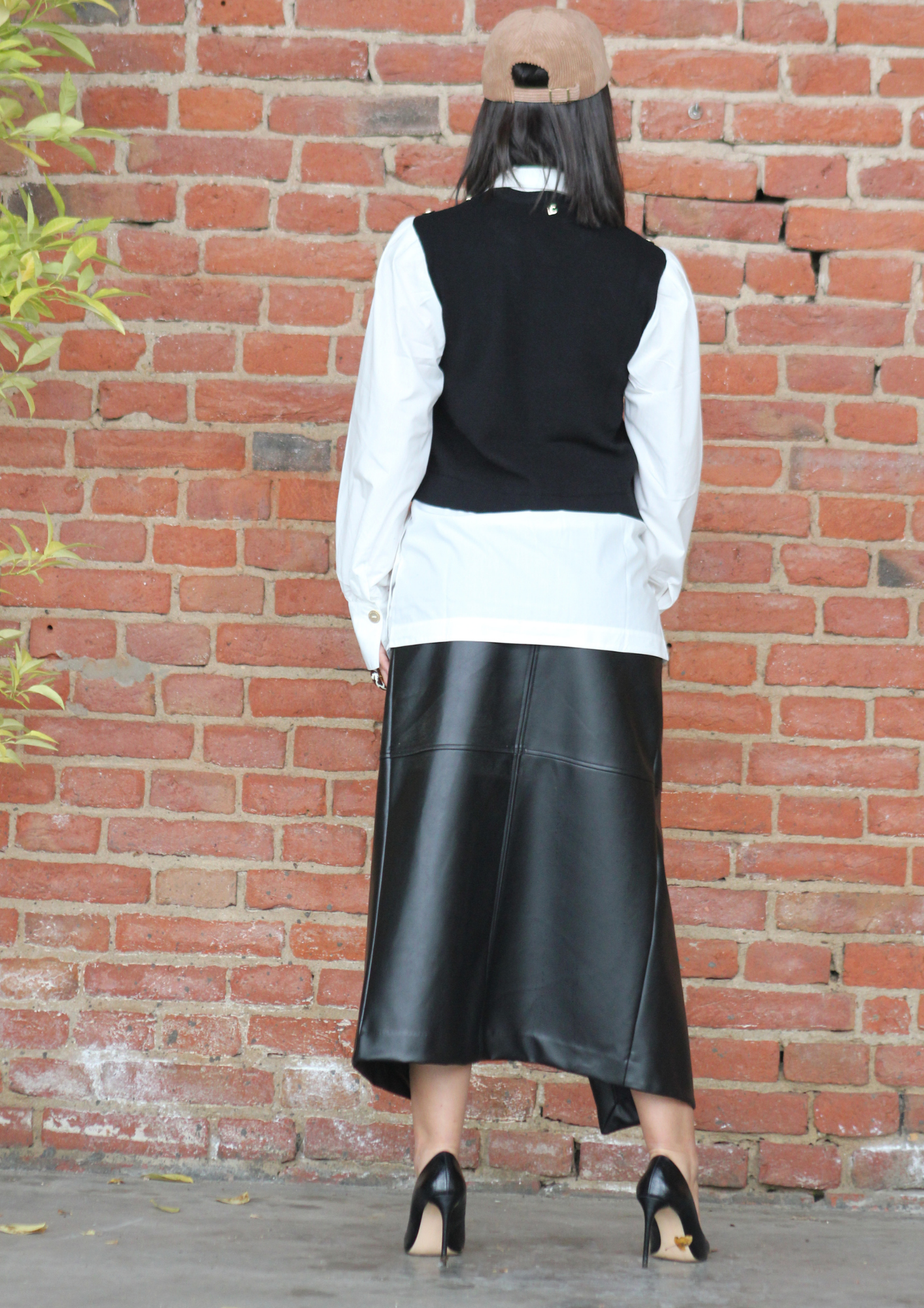 Gonna lunga ecopelle con spacco nera