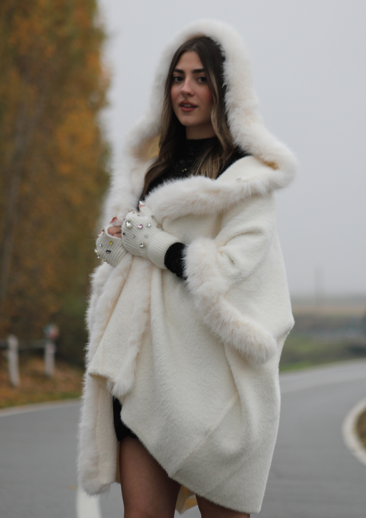 Mantella pelliccia panna