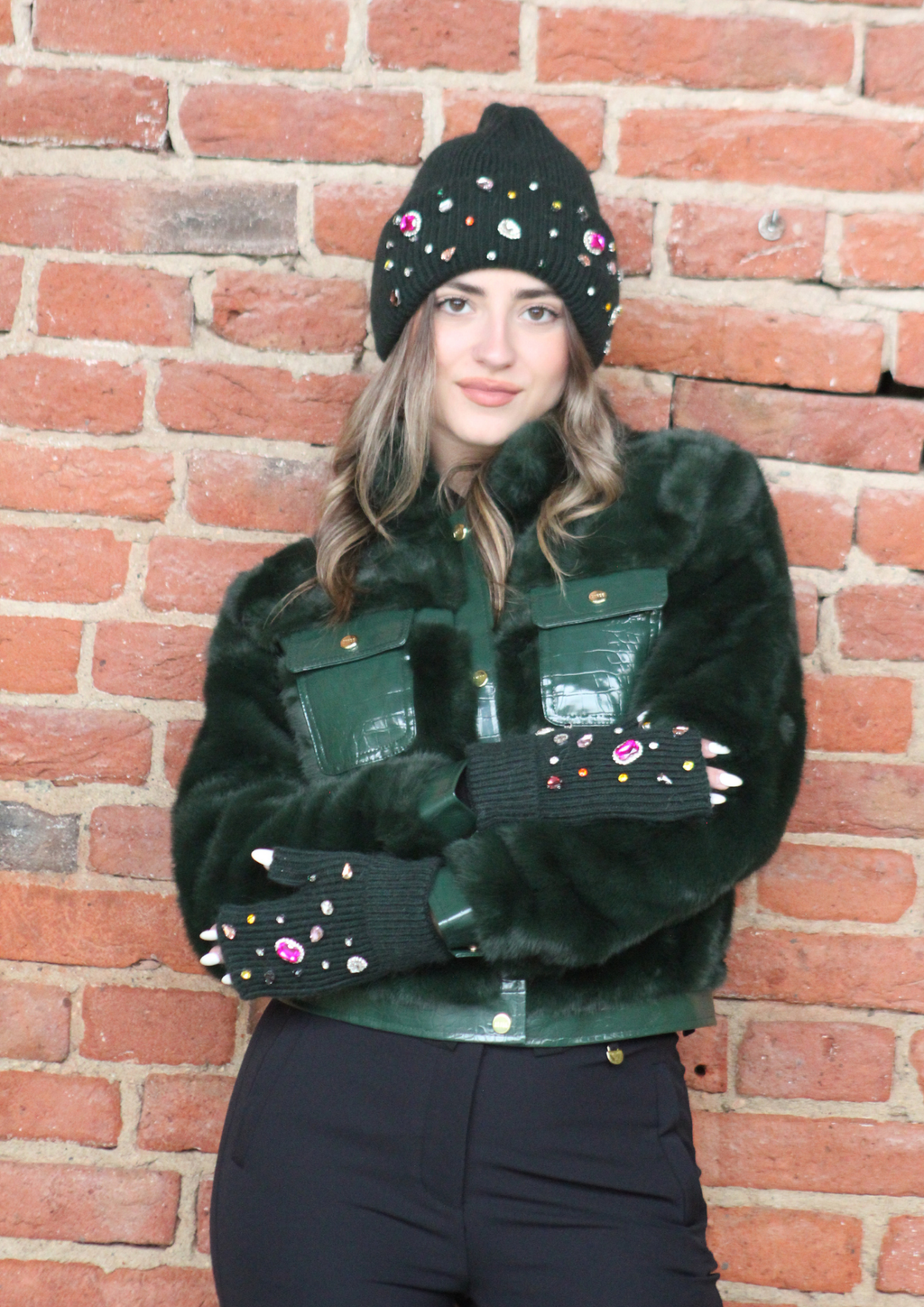 Giacca ecopelliccia verde corta con inserti in ecopelle