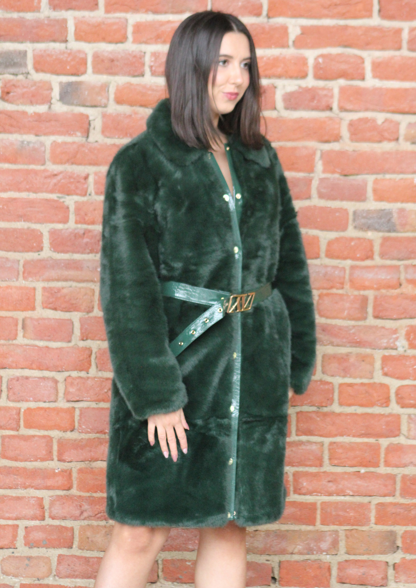 Giacca ecopelliccia verde lungo con inserti in coppelle