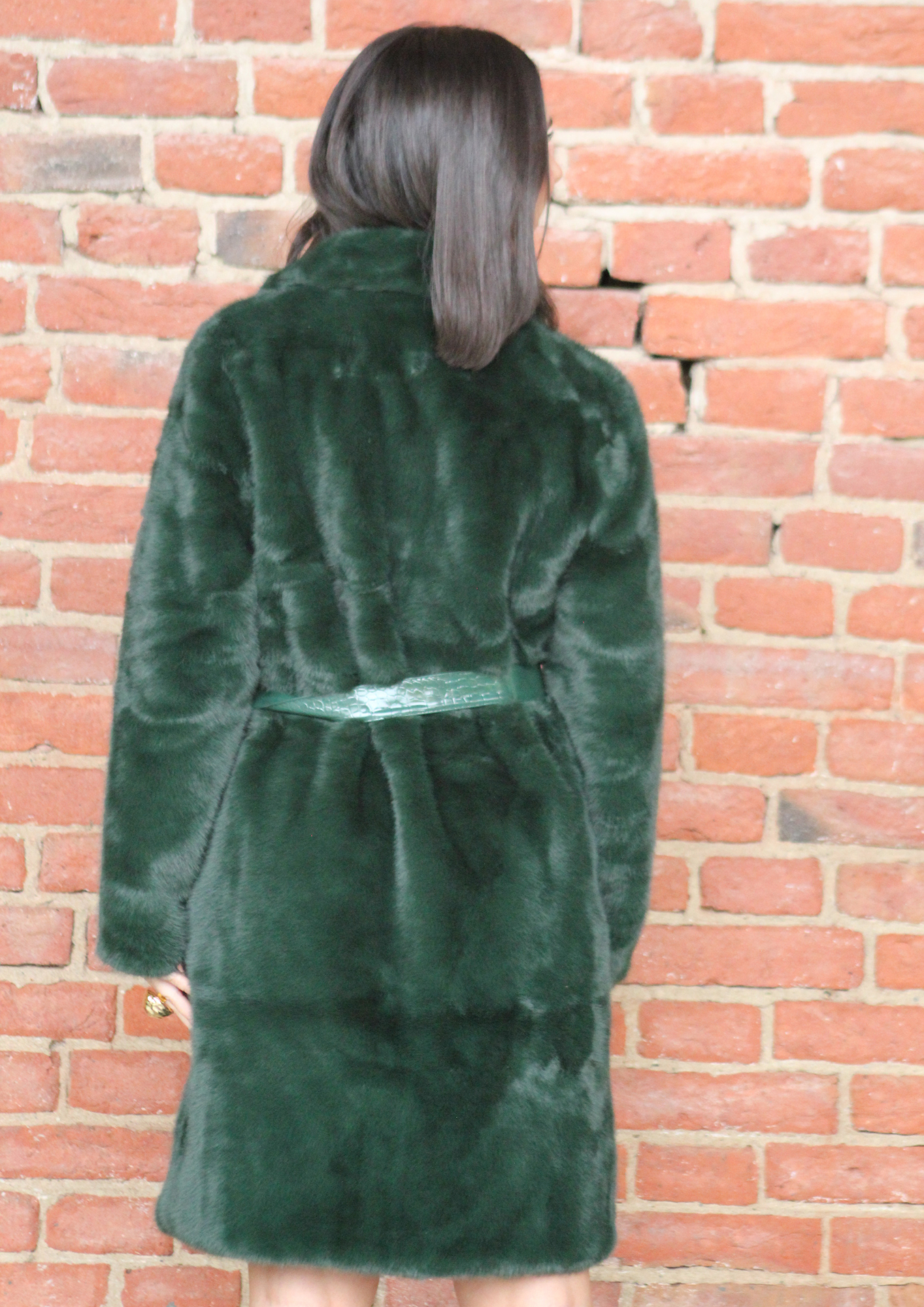 Giacca ecopelliccia verde lungo con inserti in coppelle