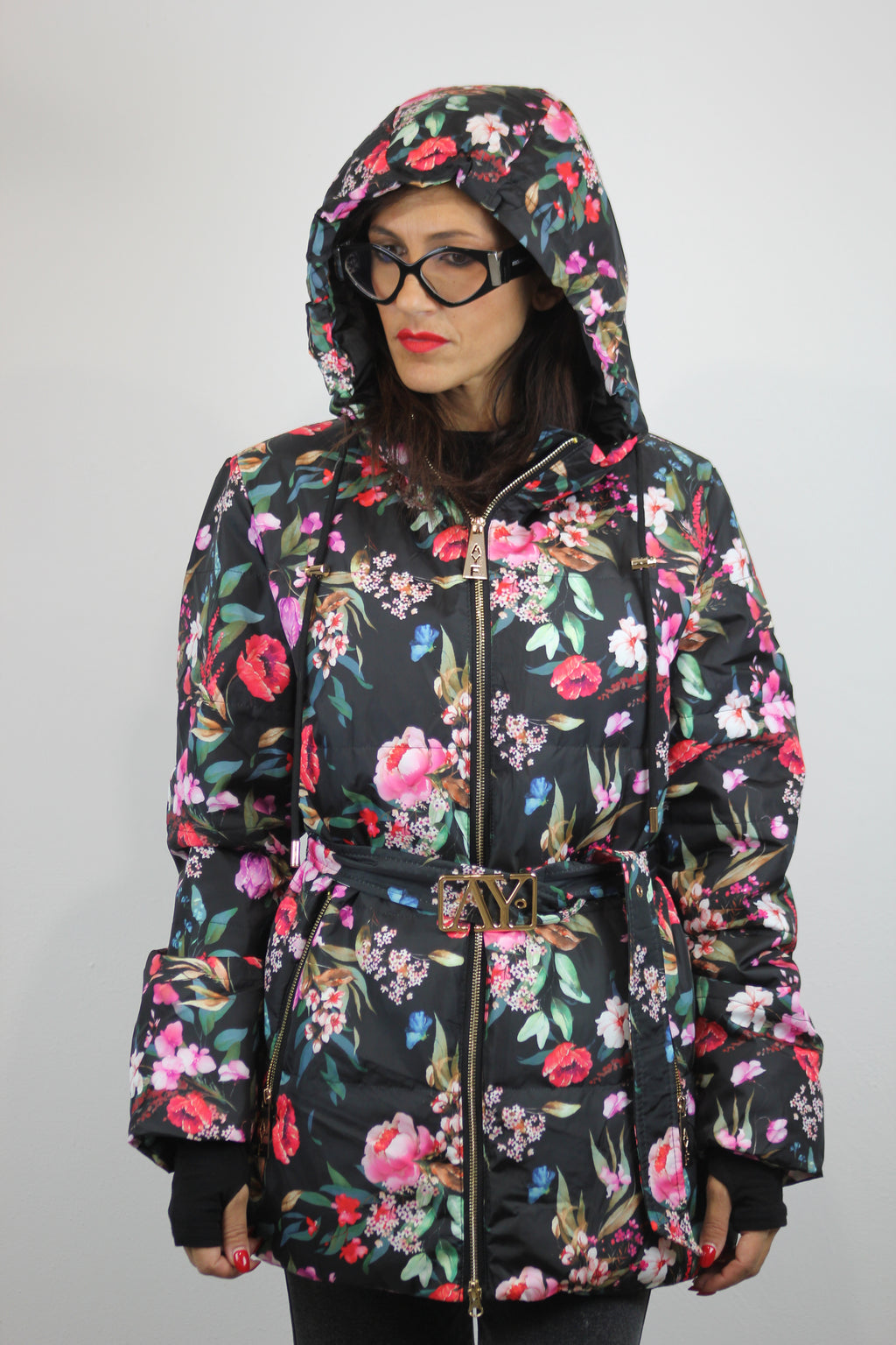 Giacca piumino midi stampato fiori con cintura