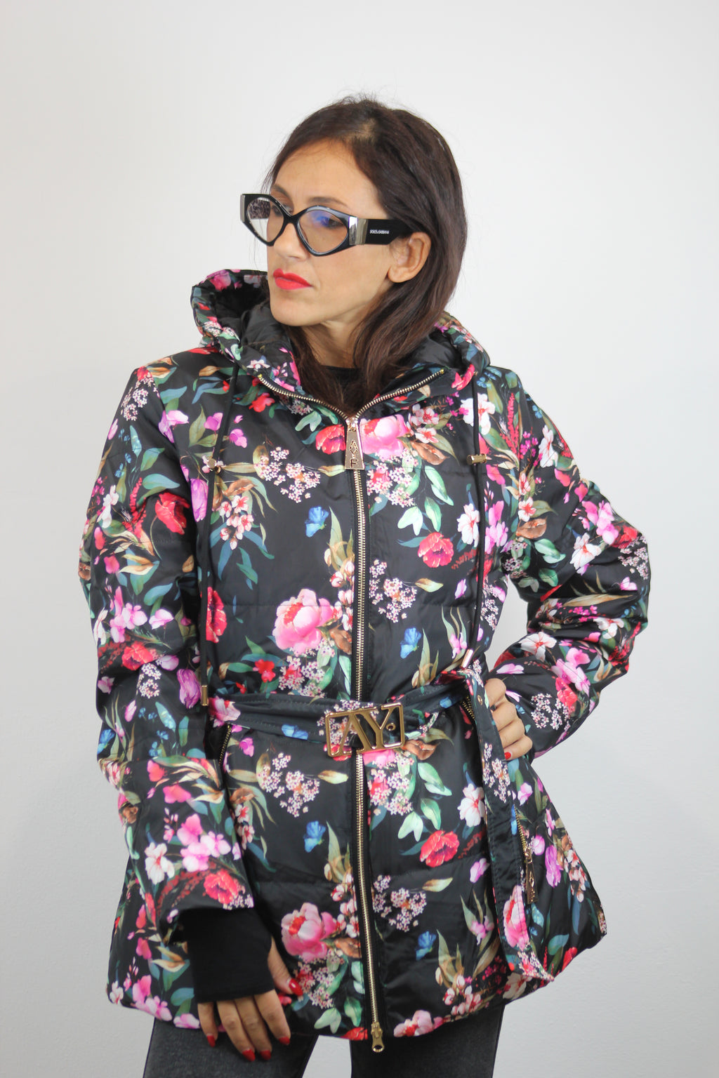 Giacca piumino midi stampato fiori con cintura