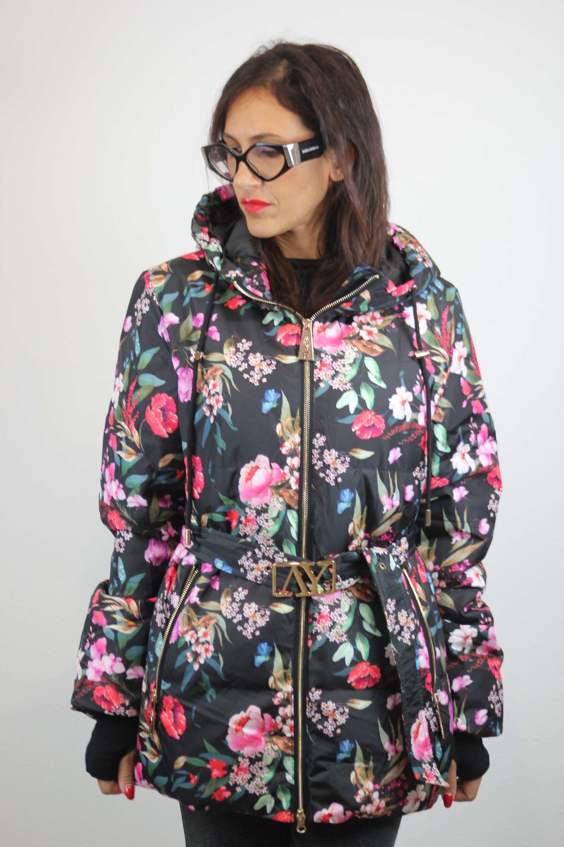 Giacca piumino midi stampato fiori con cintura