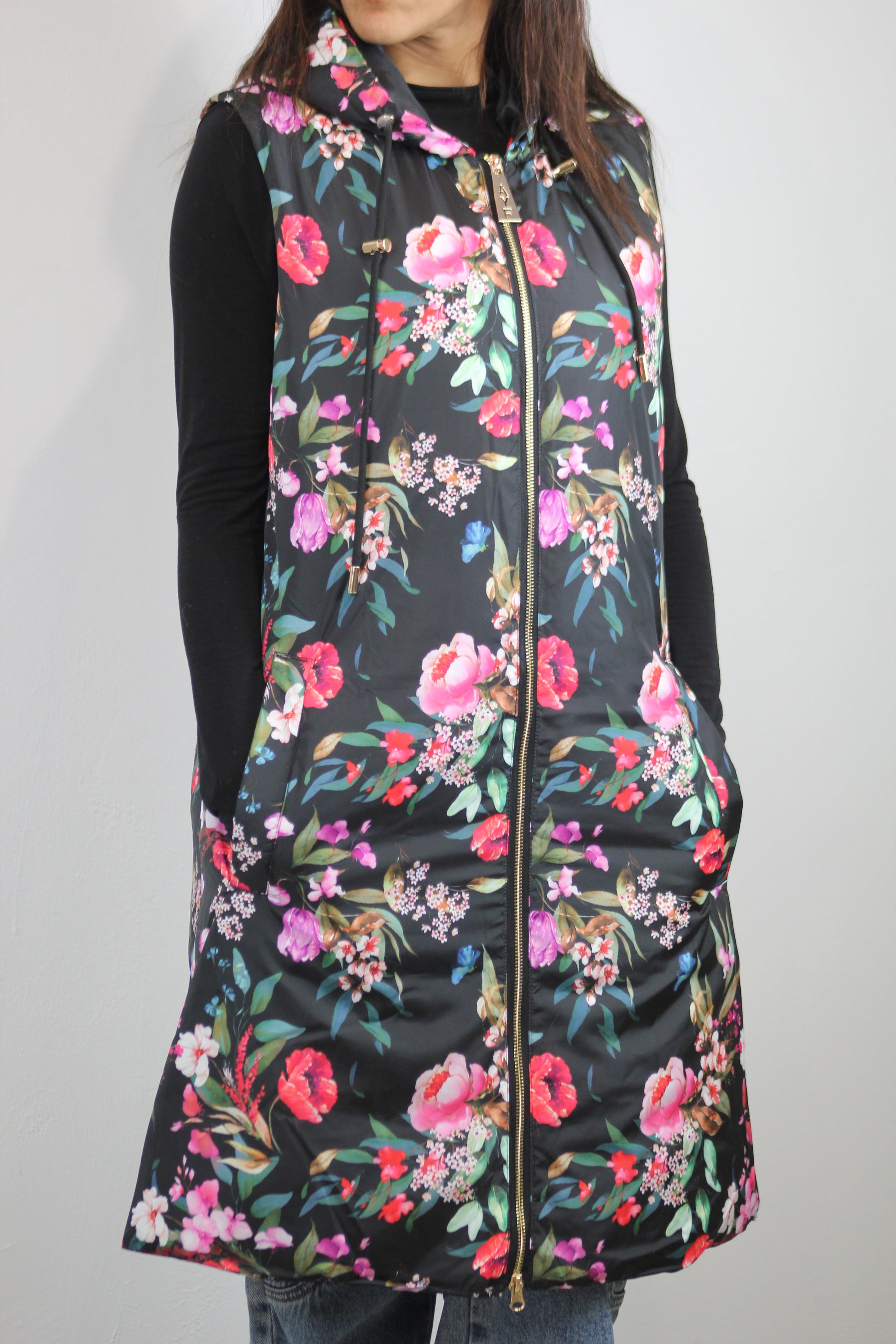 Gilet piumino lungo stampato fiori