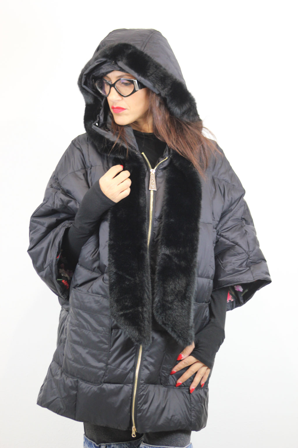 Cappa piumino dettaglio collo pelliccia Nero