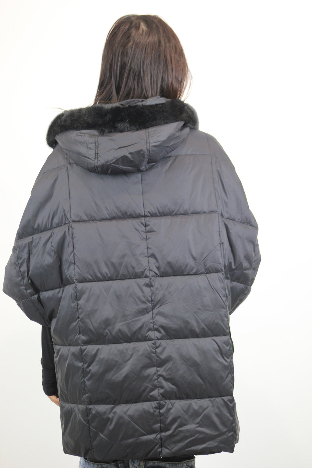 Cappa piumino dettaglio collo pelliccia Nero